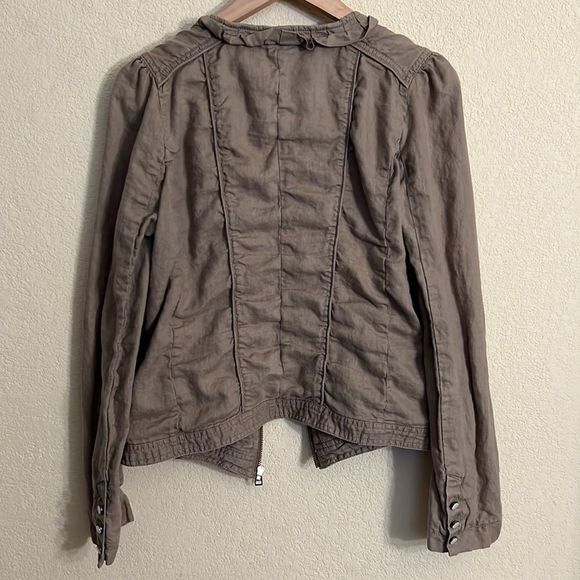 Linen Ruffle Jacket - Picture 7 of 11